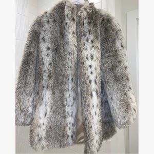 SOLD Women’s Faux Fur Coat | Long Sleeve